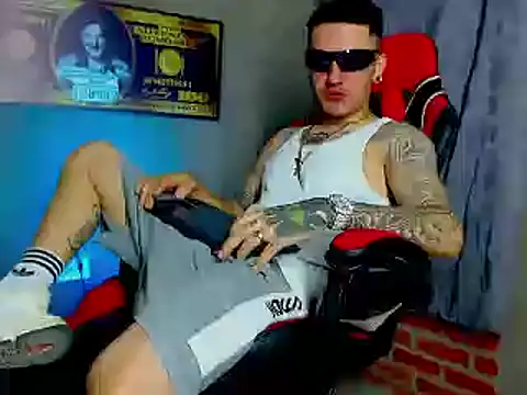 smoker445 online show from February 13, 4:54 am