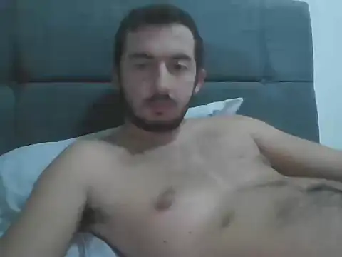 laynufff online show from November 2, 6:45 pm