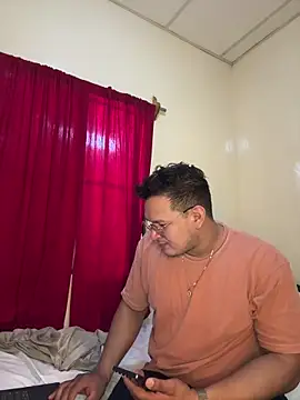 LATIN010 online show from December 16, 5:42 pm