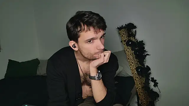 JackDesFeux online show from November 15, 10:39 am