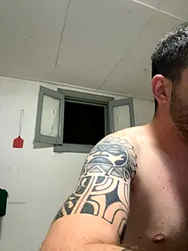 iltoscano95 online show from September 22, 6:40 pm