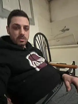 iltoscano95 online show from April 1, 7:33 pm