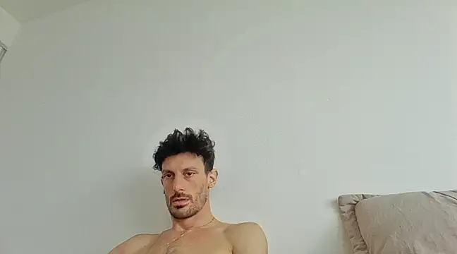 nicolaaaaas online show from December 14, 11:18 am