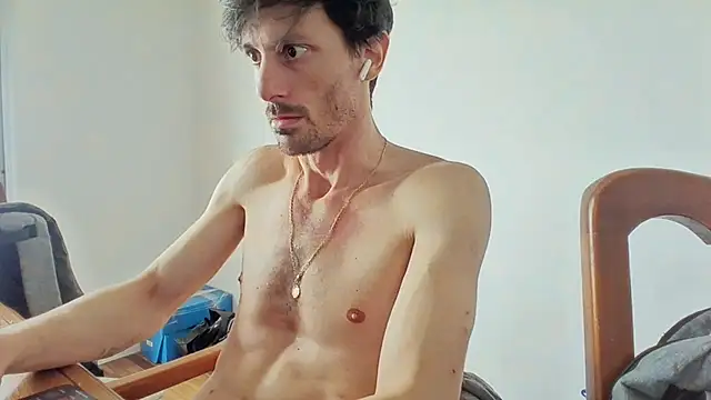 nicolaaaaas online show from March 12, 6:33 pm