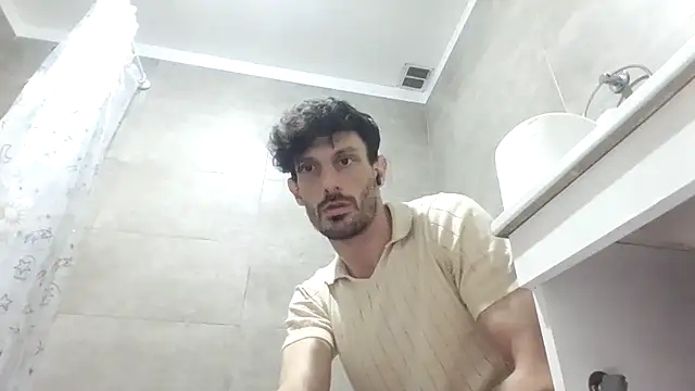 nicolaaaaas online show from December 18, 3:33 pm