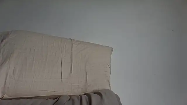 nicolaaaaas online show from December 16, 4:27 pm