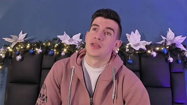 MikaelSlow online show from December 18, 4:19 am