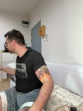 JayXCee Official online show from December 14, 4:56 am