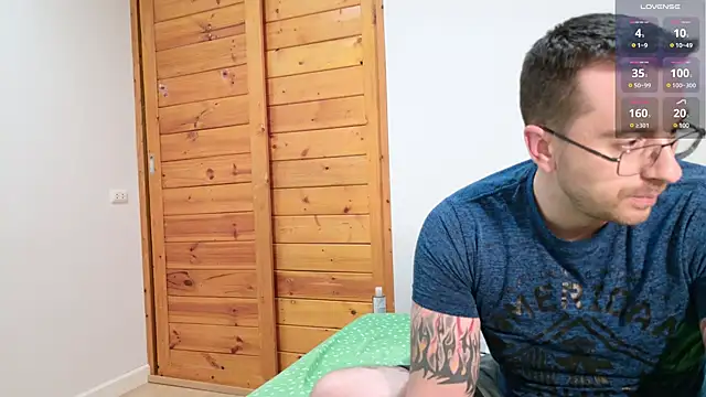 JayXCee Official online show from December 8, 2:09 pm