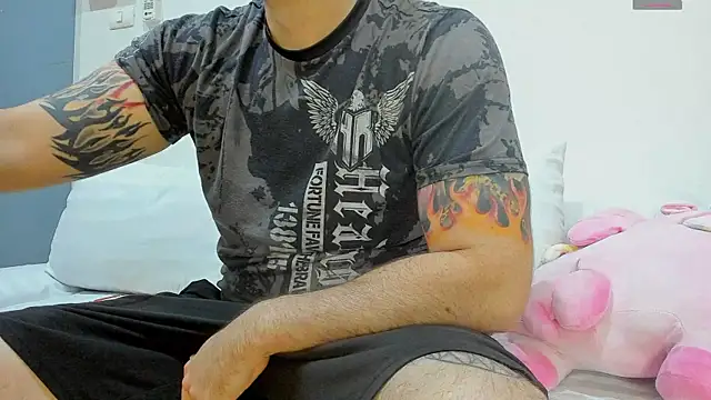 JayXCee Official online show from December 13, 1:37 am