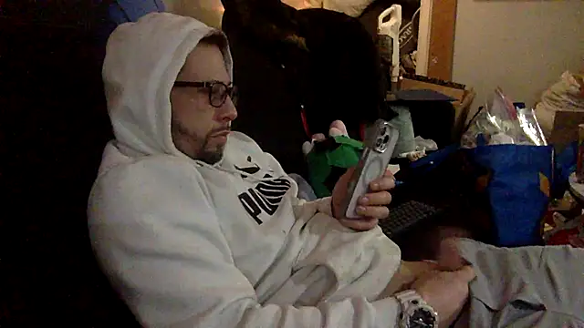 tongueispowerr6d9 online show from February 19, 8:49 pm