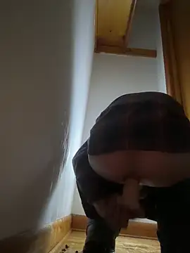 tongueispowerr6d9 online show from February 26, 4:03 am