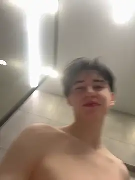 AmondCor online show from December 6, 2:28 pm