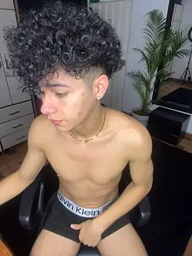 DavidfullOFlove online show from November 10, 10:58 pm