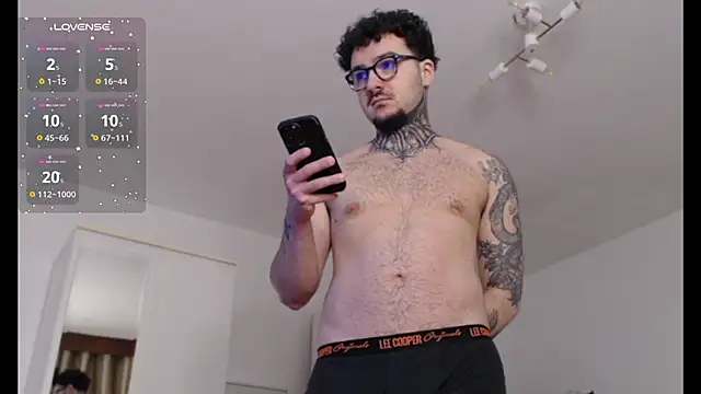 TattedCurls online show from February 21, 2:39 am