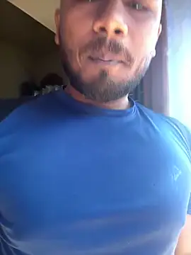 wildboy simon online show from April 12, 5:09 am