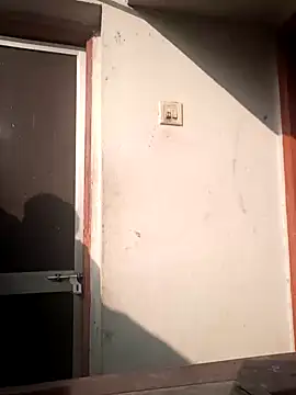 Snapshot of wildboy_simon chatting on December 3, 2:56 am wildboy simon online show from December 3, 2:56 am