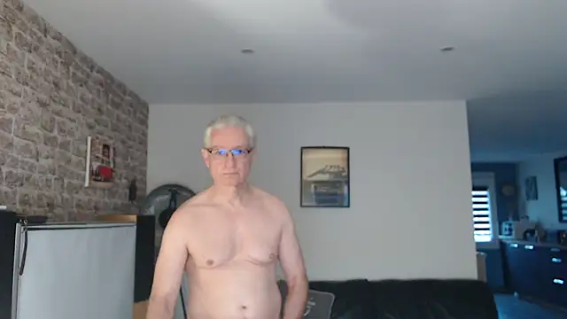 Goduleur69 online show from October 28, 4:09 pm