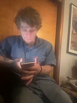 Snapshot of SpAzZ1234 chatting on December 23, 6:55 am SpAzZ1234 online show from December 23, 6:55 am