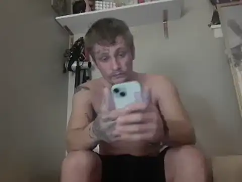 Snapshot of SpAzZ1234 chatting on February 16, 2:22 am SpAzZ1234 online show from February 16, 2:22 am