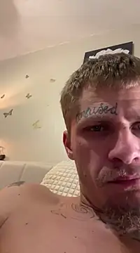 Snapshot of SpAzZ1234 chatting on January 24, 8:02 am SpAzZ1234 online show from January 24, 8:02 am