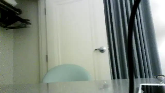 Snapshot of SpAzZ1234 chatting on January 31, 4:14 am SpAzZ1234 online show from January 31, 4:14 am