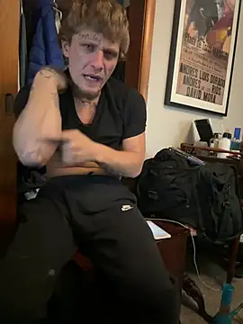 Snapshot of SpAzZ1234 chatting on December 16, 9:20 pm SpAzZ1234 online show from December 16, 9:20 pm