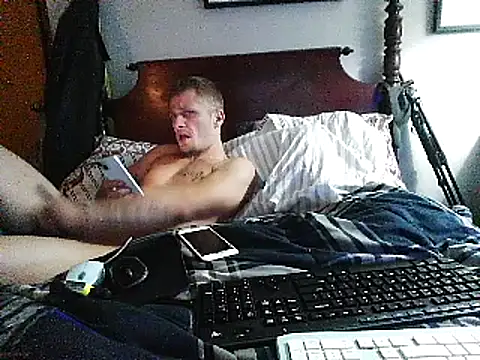 Snapshot of SpAzZ1234 chatting on January 9, 1:45 pm SpAzZ1234 online show from January 9, 1:45 pm