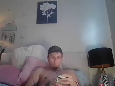 Snapshot of SpAzZ1234 chatting on March 6, 5:33 pm SpAzZ1234 online show from March 6, 5:33 pm