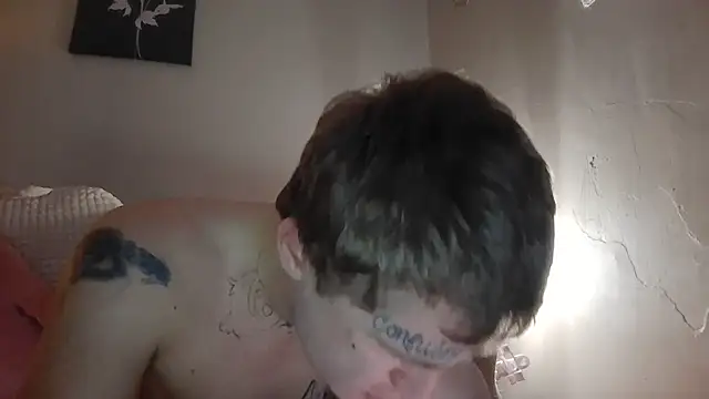 Snapshot of SpAzZ1234 chatting on March 20, 4:07 am SpAzZ1234 online show from March 20, 4:07 am