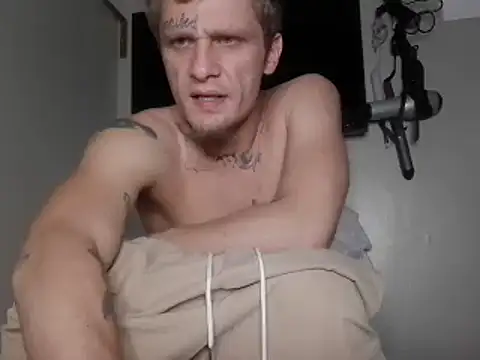 Snapshot of SpAzZ1234 chatting on March 1, 2:48 am SpAzZ1234 online show from March 1, 2:48 am