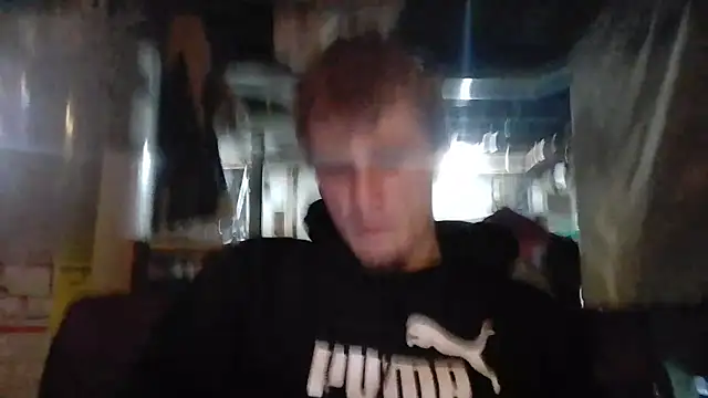 Snapshot of SpAzZ1234 chatting on March 21, 2:50 am SpAzZ1234 online show from March 21, 2:50 am