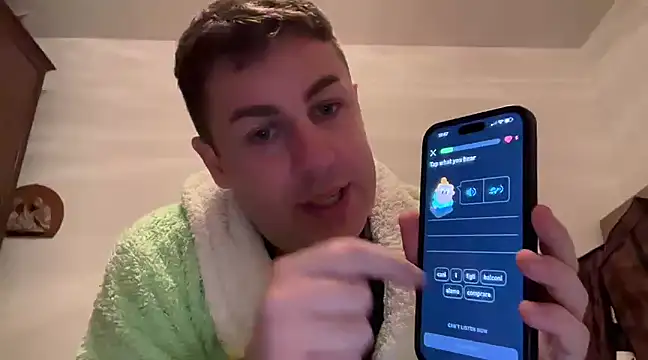 MyStrangeAddiction online show from December 12, 5:48 pm