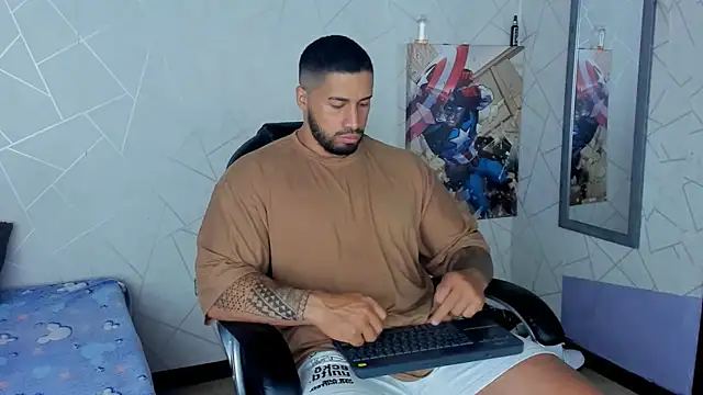 Cristian Walker online show from February 11, 12:05 pm