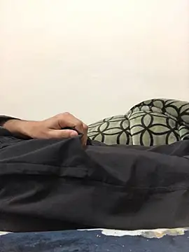 LustfulJerk114 online show from March 2, 8:48 am