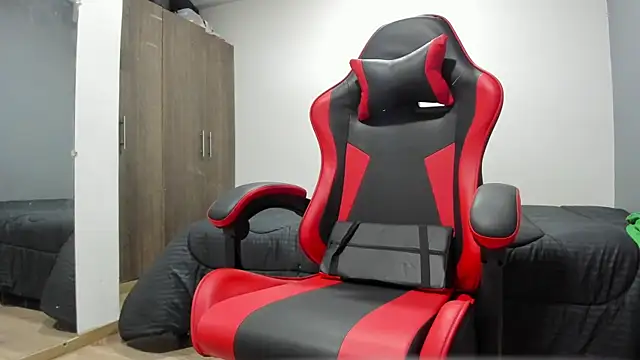 taurus boy1 online show from October 1, 12:20 pm