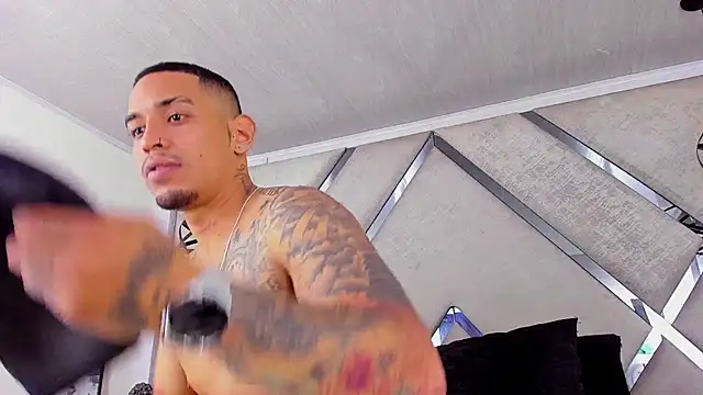 Damian09  online show from November 25, 9:06 pm