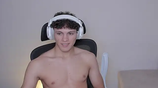 laurent nova online show from October 9, 6:51 am