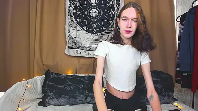 Calvin and Kevin online show from March 11, 4:43 am