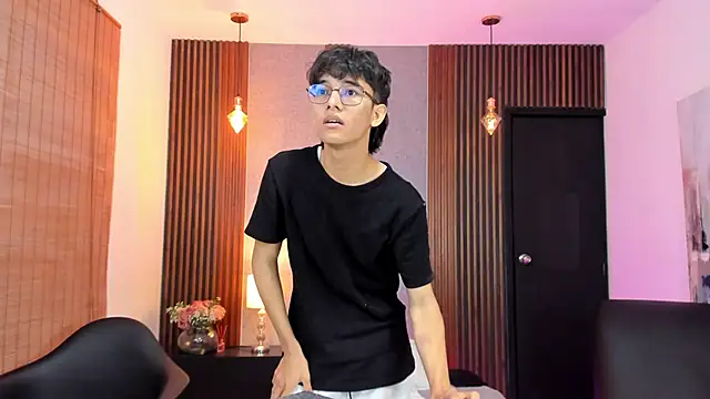 Snapshot of billie_jr chatting on February 28, 11:58 am billie jr online show from February 28, 11:58 am
