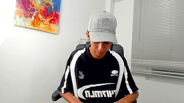 dikey 62 online show from March 11, 8:20 pm