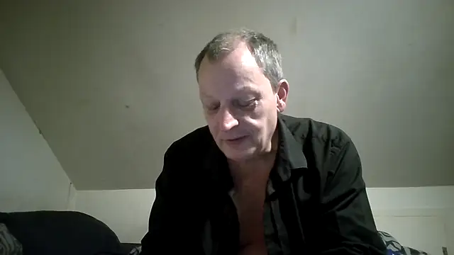 chubbybear2cum online show from April 11, 11:41 pm