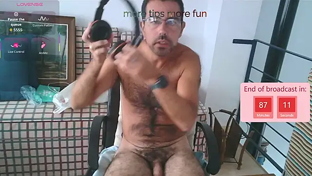 Snapshot of galaudin_3x_ chatting on September 9, 6:35 am galaudin 3x online show from September 9, 6:35 am