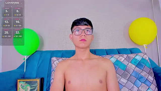 CodyTwink online show from December 30, 2:40 pm