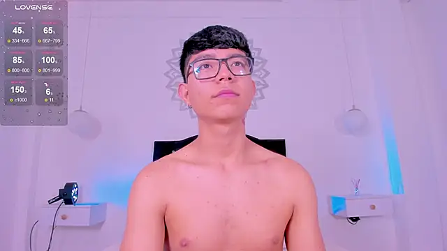 CodyTwink online show from October 11, 4:44 pm