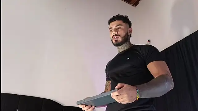 john cartter1 online show from October 22, 11:14 am