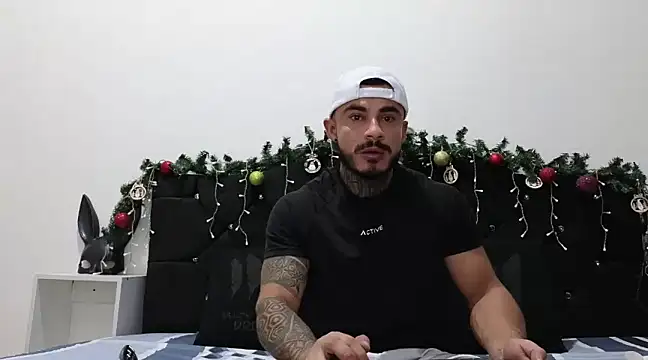 john cartter1 online show from December 18, 11:02 am