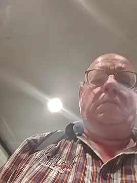 andrejoyfull64 online show from June 29, 1:00 pm