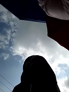 weedmanhot28 online show from March 2, 2:15 pm