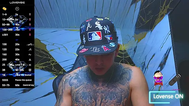 Kevin22 222 online show from November 24, 3:07 am